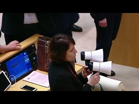 საბჭოთა ჰიმნი პარლამენტში