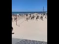 شاهد هروب اليهود من شواطئ تل ابيب بعد سماع صفارة الإنذار