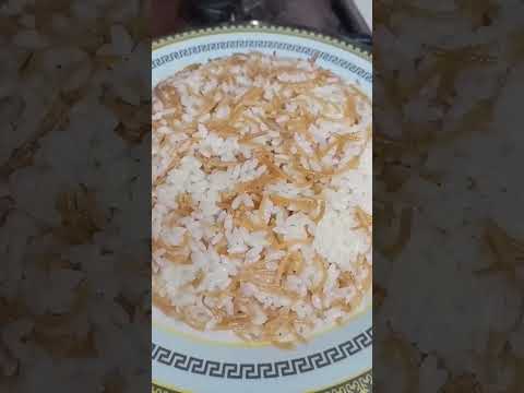 طريقة عمل الارز بالشعرية خطوة بخطوة الرز بالشعريه المفلفل