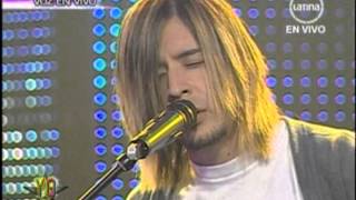 Video thumbnail of "KURT COBAIN PERUANO -  " WHERE DID YOU SLEEP LAST NIGHT " en YO SOY (PERU). 30 MAYO 2012"