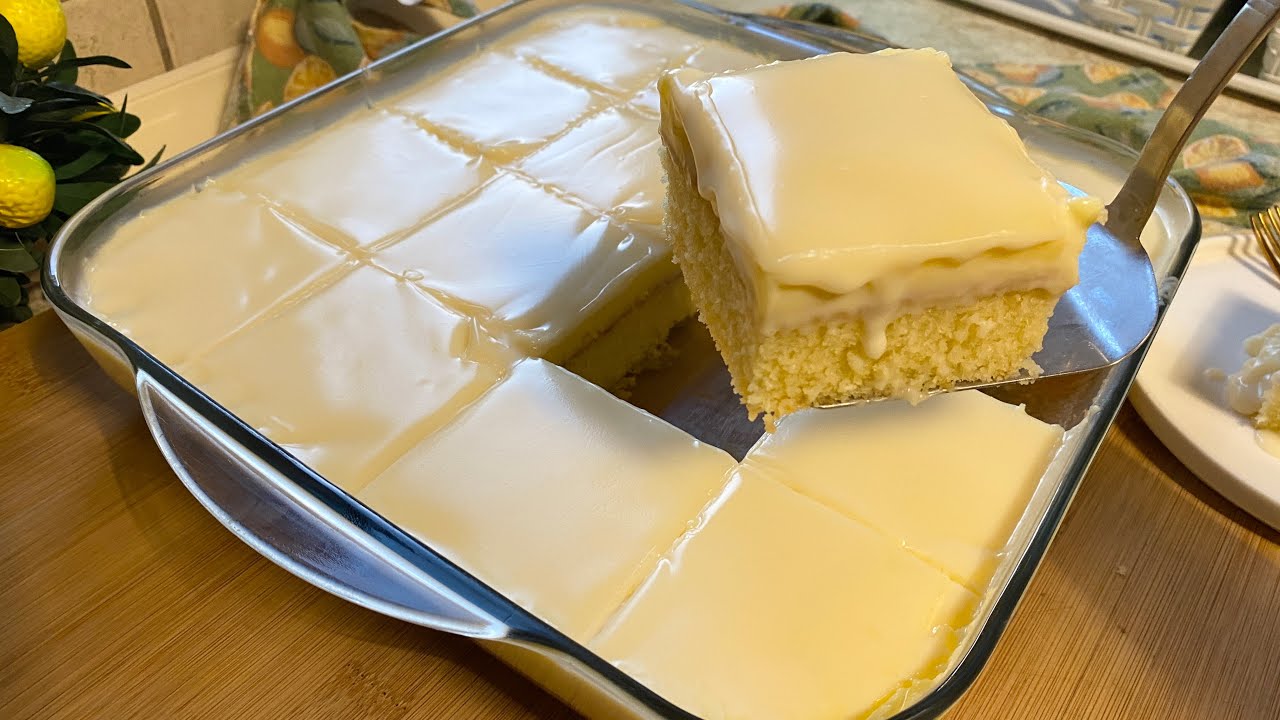 Torte e bardhe me puding dhe cokollade !