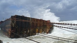 Mammoet Salvage - Wreck removal of a container ship in South Africa