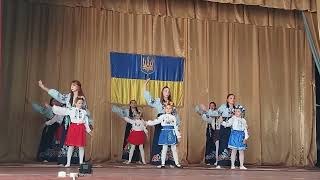 танець " Колискова України "