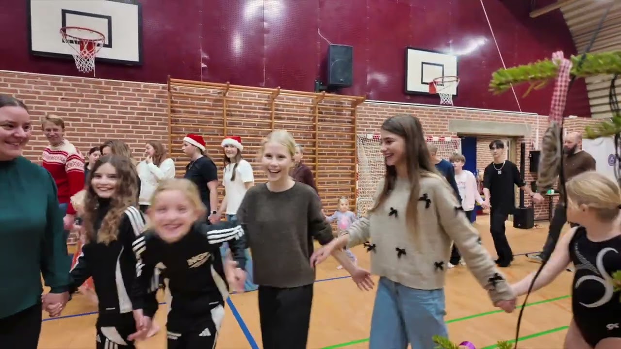 TV-M 15/12-25: Det store juleoptog - Lucia optog - Borgmester forklarer