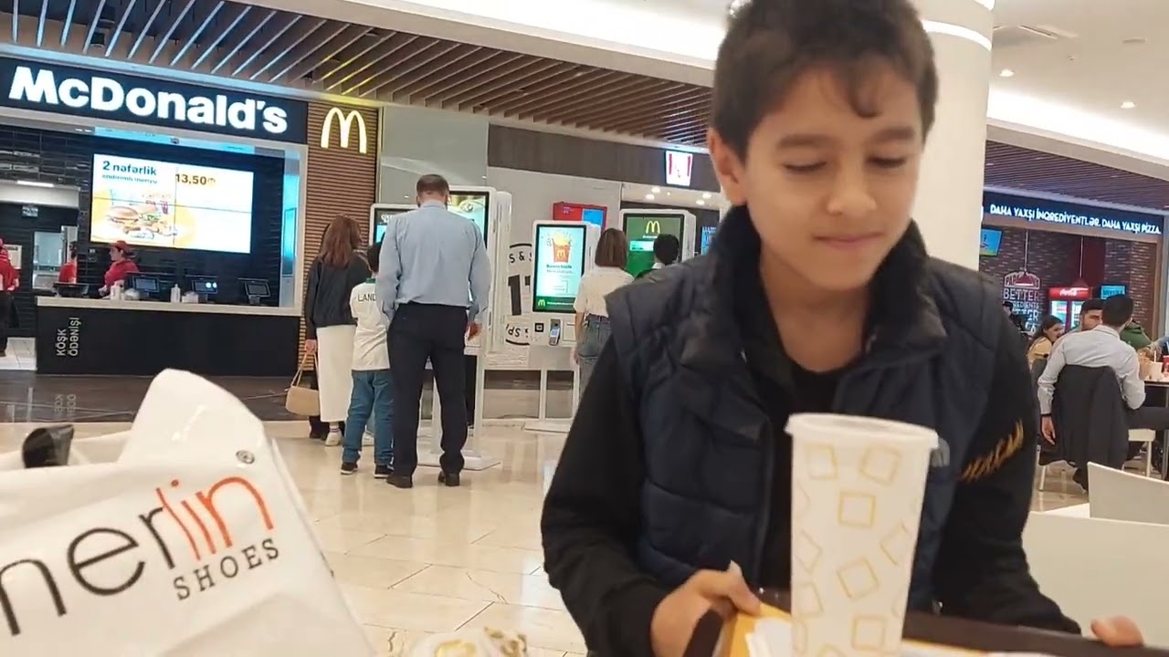 BAKI. NƏ ALDIQ#vloq#şəhər#gəzinti#əyləncə#maraq#fashion #shopping #love #esko#butik#çanta#