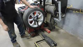 Alloy Wheel Tire Balancing