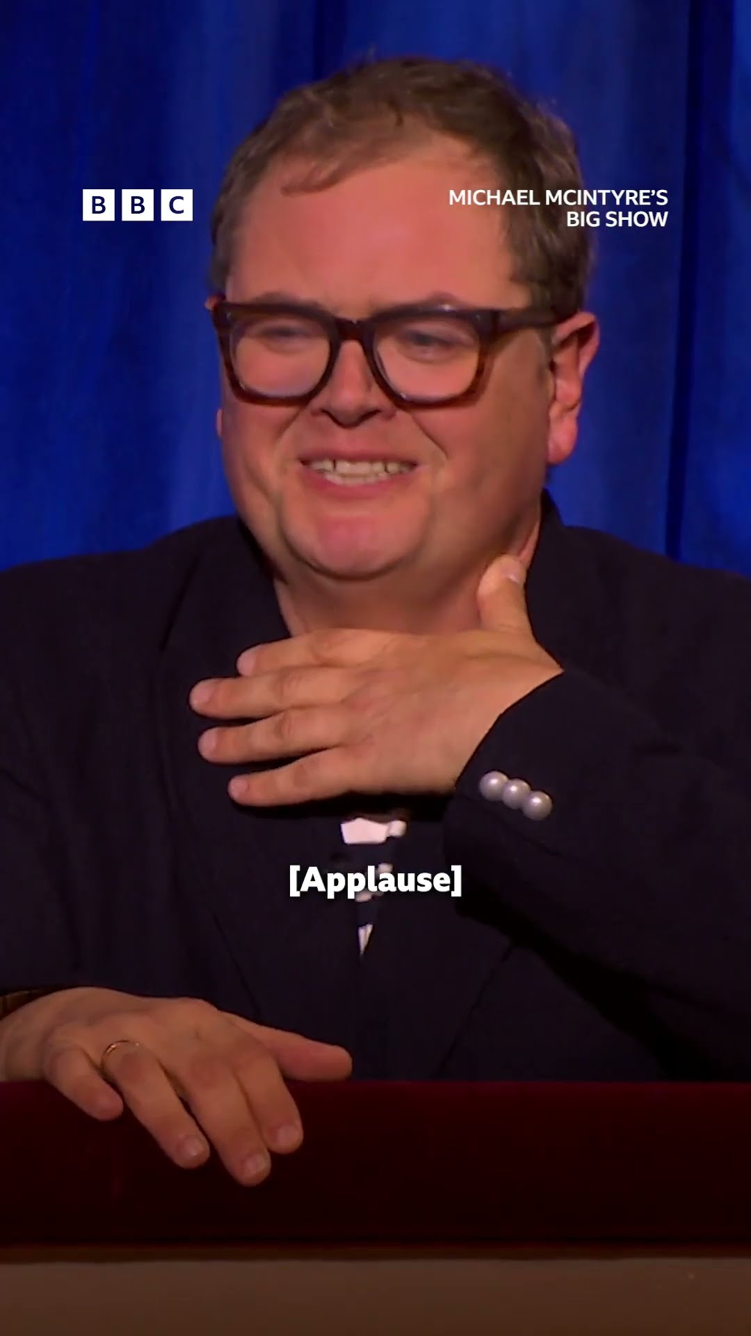 Alan Carr reunites with old school teacher ❤️