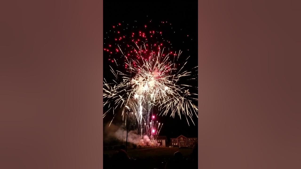 Needham MA fireworks finale - Jul 3 2017 - YouTube