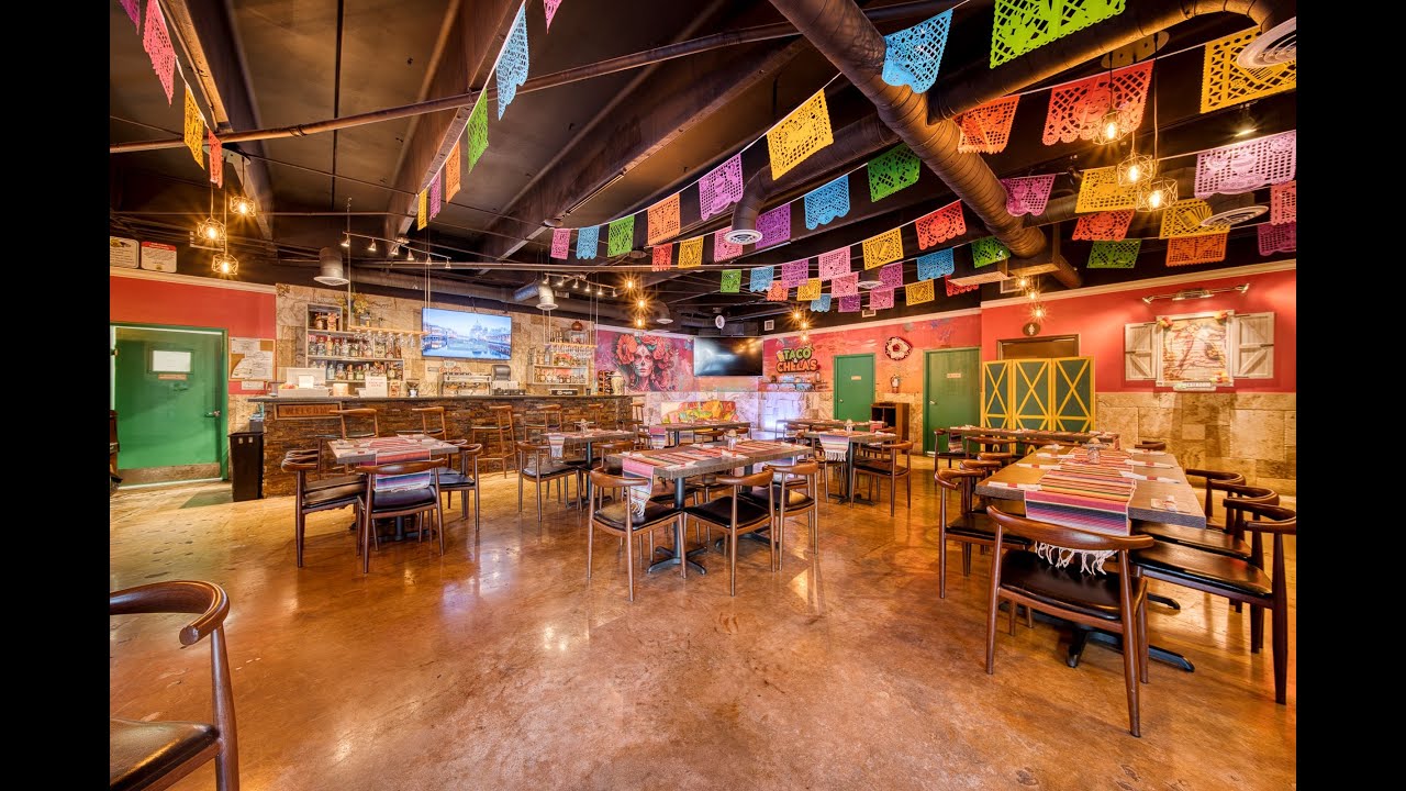 Mexican Restaurant For Sale in Doral on 52nd Street. LIQUOR LICENSE