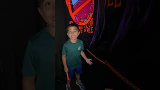 Lincoln and Friends play putt putt at Monster Mini Golf