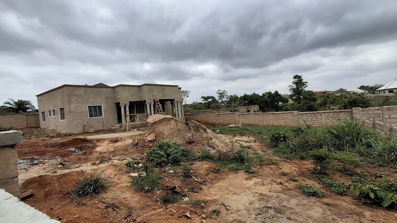 3 Bedrooms House For Sale At Akom