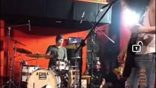 Jhon paul Ivan gitaris legendaris asal Surabaya agar tak pernah ada kata benci❗️
