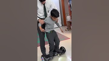 Kunali Ko Hoverboard Chalana hai But Popat Hogya #shortsfeed #vlog #shorts