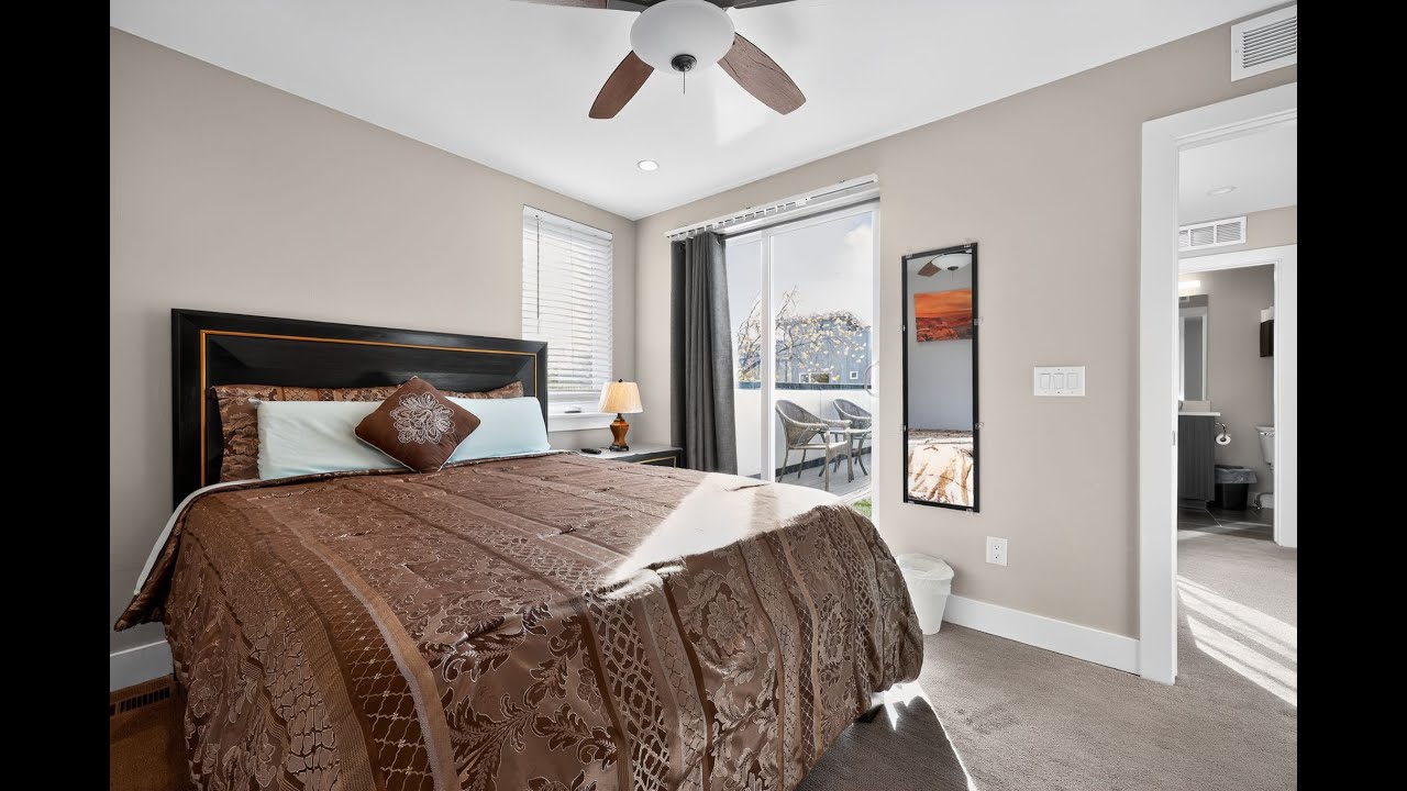 Modern & Spotless Townhouse Denver - Corporate Housing Rental