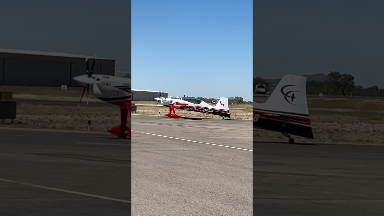 Game Composites GB1 GameBird taxi at KAVQ