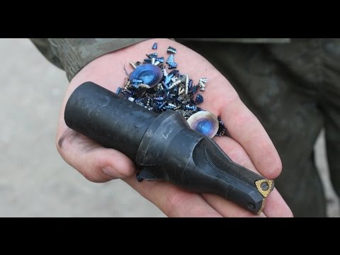 Испытание сверла для сверления рельс на 22. Супер-сверло. Сверлит как по маслу, без охлаждения Испытание сверла для сверления рельс на 22. Супер-сверло. Сверлит как по маслу, без охлаждения