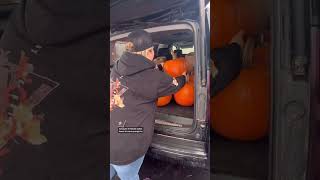 OUR HUGE PUMPKiN SHOPPiNG HAUL 🎃😂 #justthebells10 #shoppinghaul #pumpkin #halloween