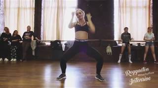 Ksenia Motion Reggaeton