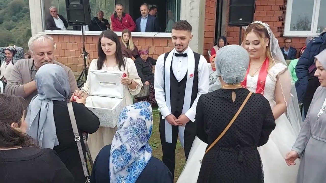 Nazlıcan & Yasin Tosun Düğünü Takı Töreni Orta Merasimi, Köy Düğünü Akçaabat