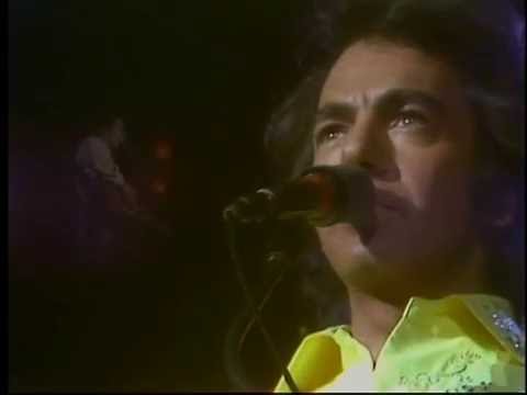 NEIL DIAMOND - PLAY ME , MORNINGSIDE  (LIVE-1976)