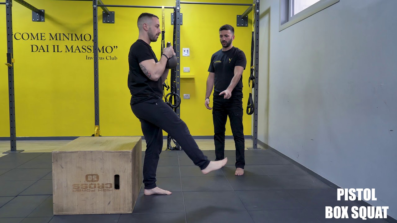 Pistol box squat. Esecuzione e tecnica YouTube