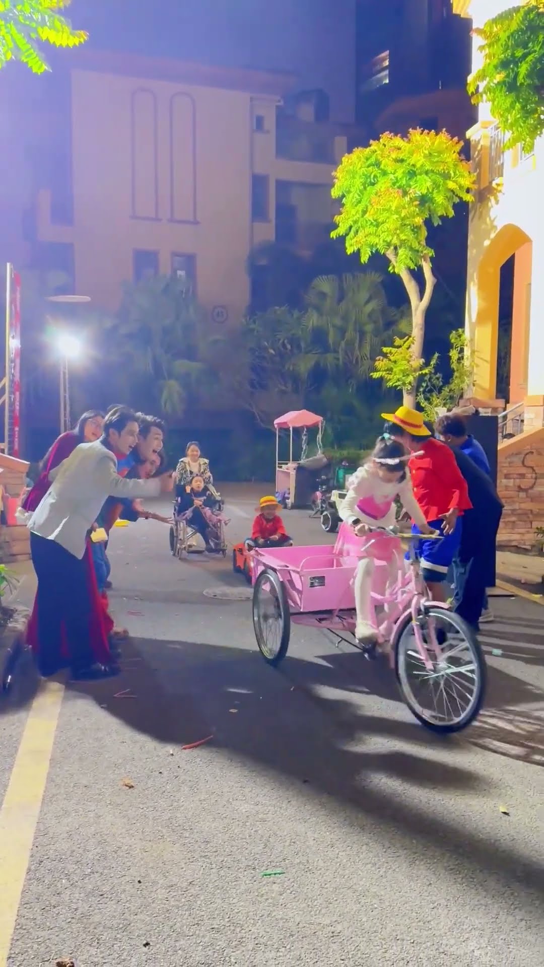 原来是小火车 #路飞 #海贼王