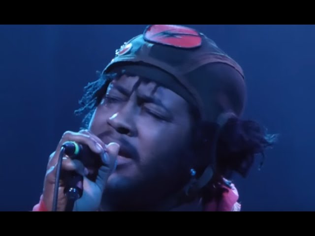 Thundercat - Friend Zone (Live at the Bluebird Theater, 2/22/2017)