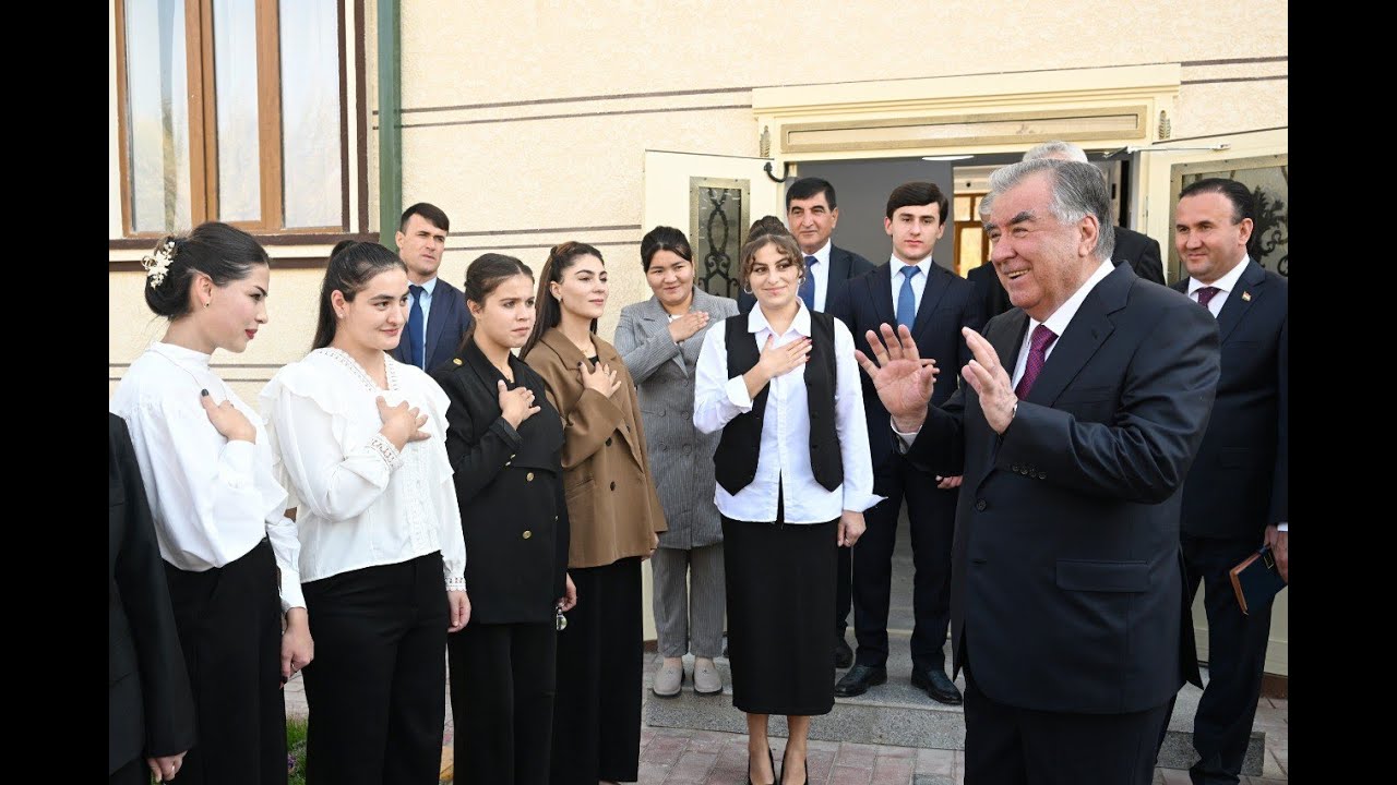 Ба истифода додани 3 бинои дуошёнаи истиқоматӣ барои омӯзгорон дар деҳаи Пушинги ноҳияи Данғара