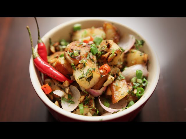 Tamarind Chilli Potatoes | Quick Easy To Make | Homemade Snack / Sabzi  Recipe | Ruchi