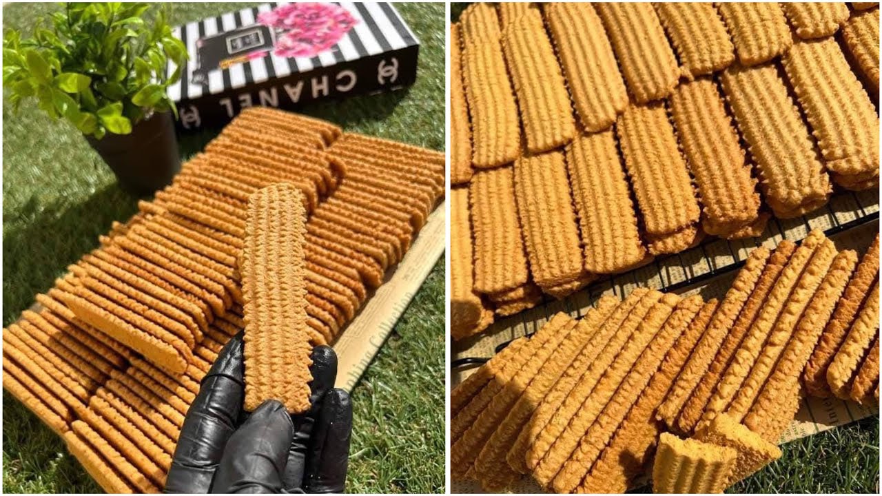 بسكوت الماكينه بالنشادر وسر  لونه الخطير💫انسي يفرش او يرطب منك مقرمش ل اخر قطعه😋💫#نواعم_العيد