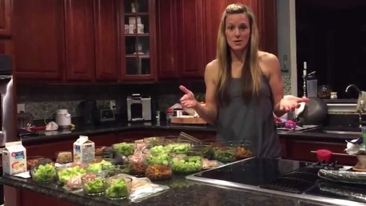 Shopping for food on the 21 Day Fix Countdown to Competition Plan video phone beyonce mp3