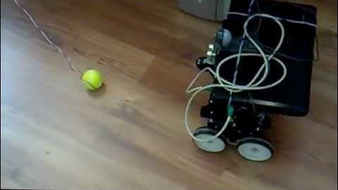 Robotics starter kit 1.0 follows the green tennis ball