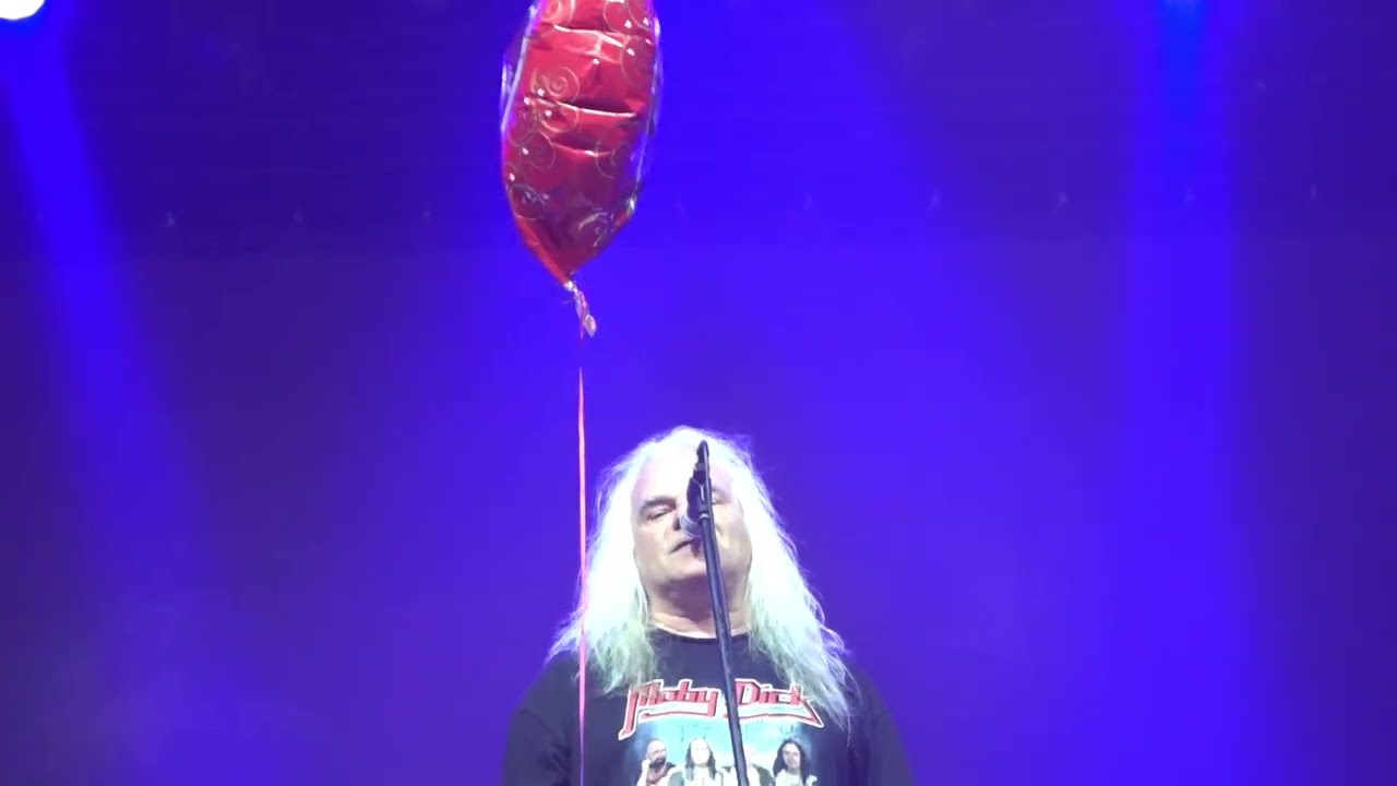 Akela - Szerelem (2025.02.14. Budapest, Barba Negra Red Stage)