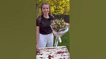 АЛЬСТРА..... ПРОДОЛЖИТЕ СЛОВО. КАК НАЗЫВАЮТСЯ ЭТИ ЦВЕТЫ? #shorts #flowers #flowerdealer