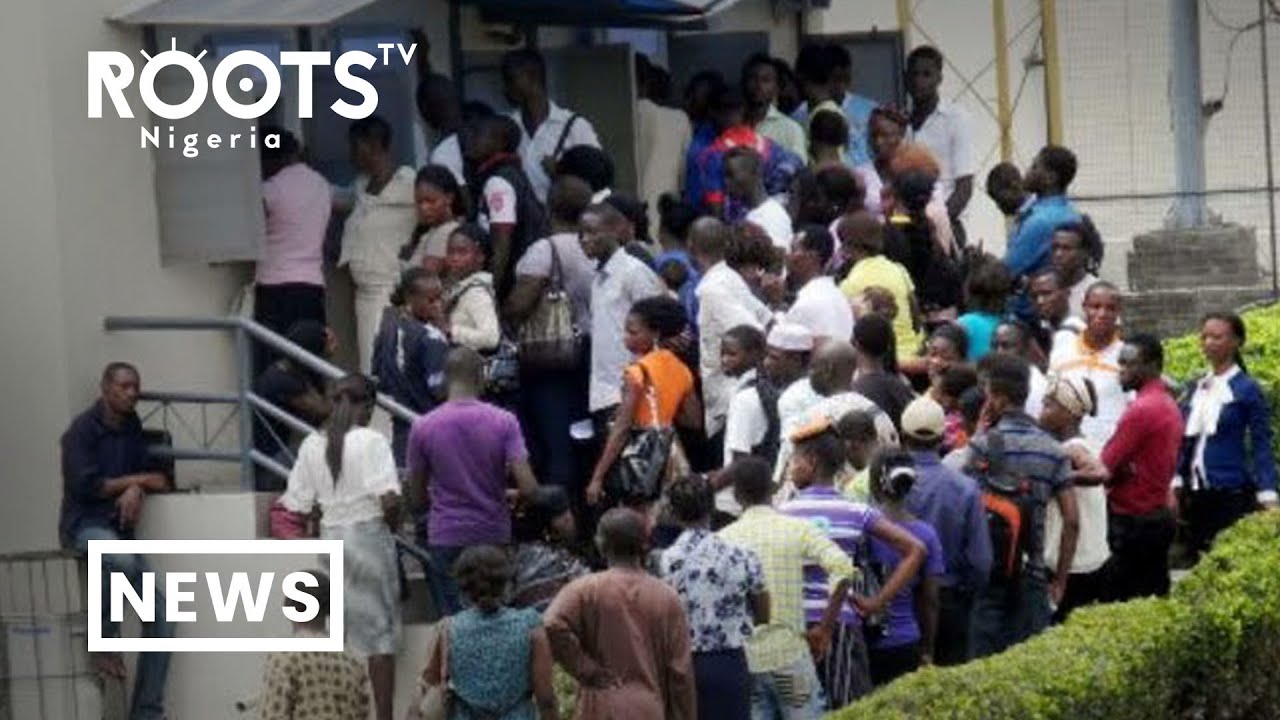 New Naira: Man slumps after queuing for long hours in bank. 