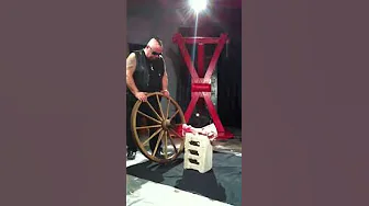 Steve Santini demonstrates "The Breaking Wheel"