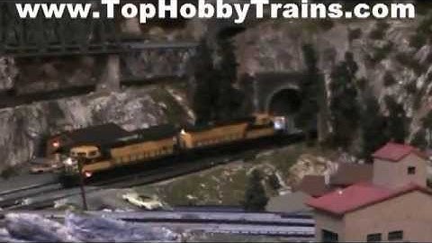 TopHobbyTrains Kato N Scale DCC Sound C44-9W LokSound Micro and custom lighting