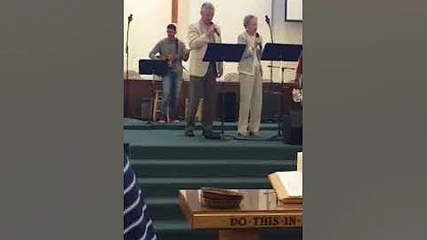 Christ fellowship Hollister, Praise Team ft Beverl...