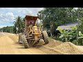 Grader CAT 12G ล้มกองหินคลุก มิกซ์หินคลุก+ปูหิน #สุชาบดีก่อสร้าง