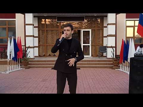 Роберт Катчиев