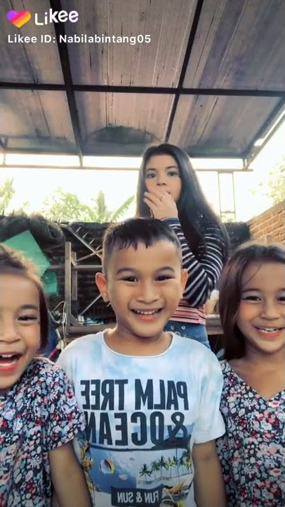 Ciuman   Sama anak laki laki