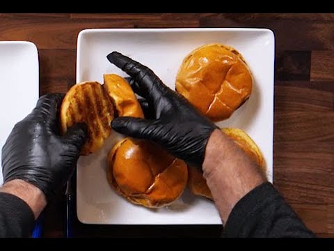 Vidéo: Cette Recette De Burger Au Beurre De Tabasco Pimentera N'importe Quelle Fête De La Fête Du Travail
