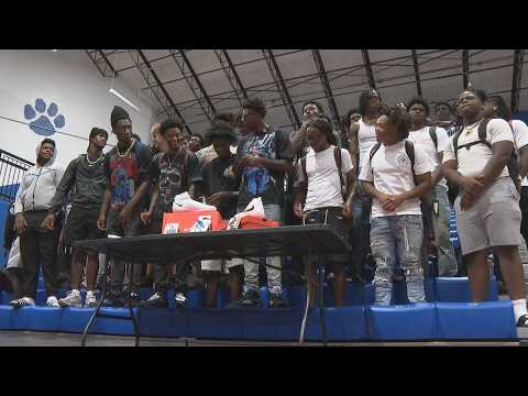 Godby wide receiver gives back to team through NIL deal