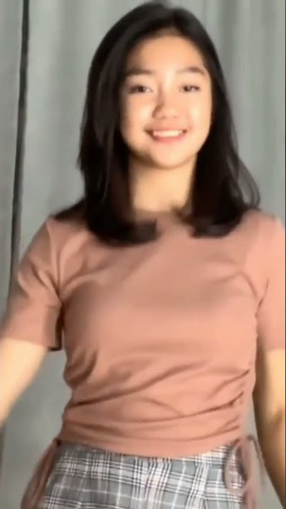 TIKTOK KOSONGAN CHIKA KIKU GOYANGAN NYA BIKIN TERNGIANG NGIANG...
