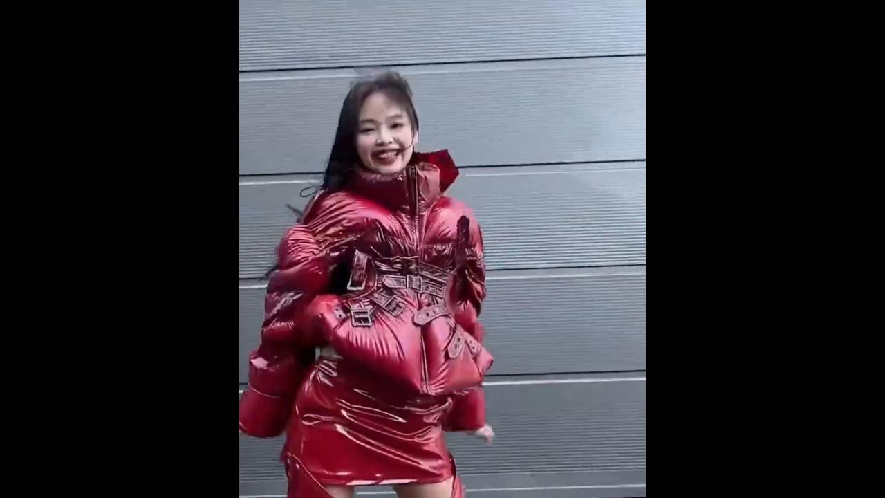 JENNIE doing Justin Bieber Baby Song Challenge JENNIE doing Justin Bieber Baby Song Challenge