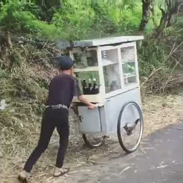 tukang pempek unik