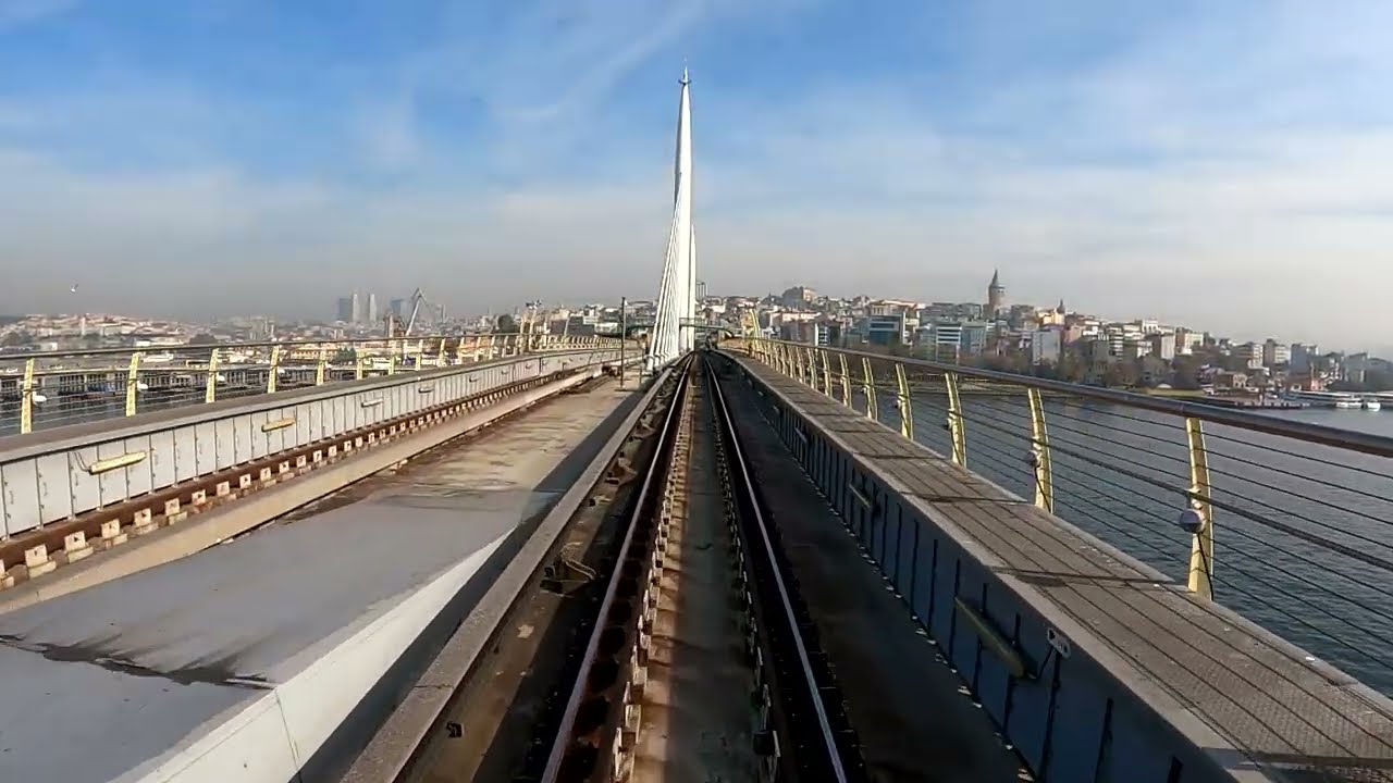 M2 Yenikapı–Hacıosman Metro Hattında Yolculuk