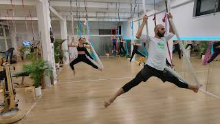 Dimostrazione                  Flying yoga dance ®  2021