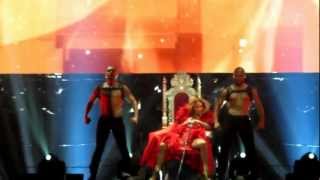 Jennifer Lopez - Papi / On the Floor [Live from Madrid 2012]