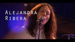 Video voorbeeld van "Alejandra Ribera - Higher - Live @ Le Pont des Artistes"